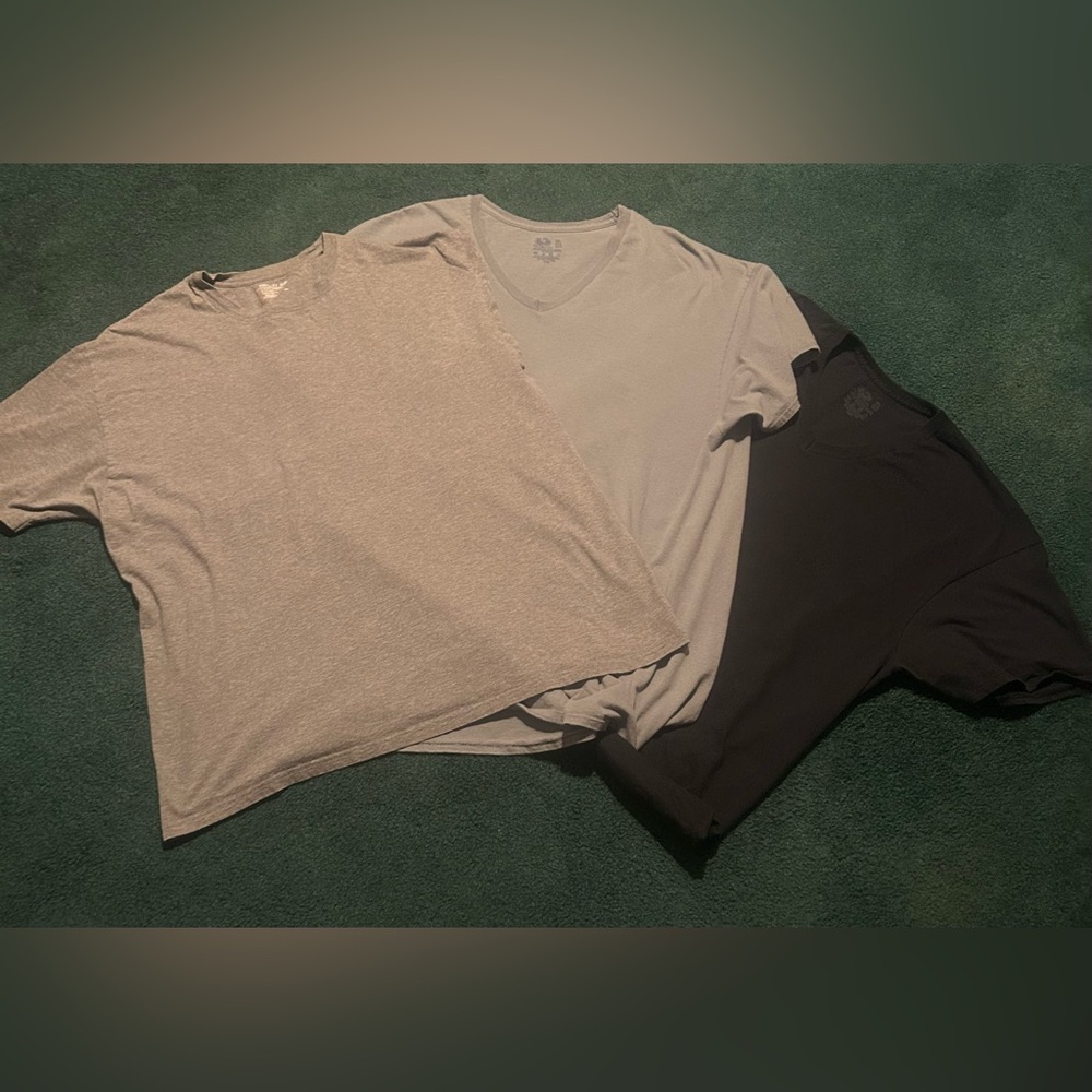 Set of 3 Mens 1 Black T-Shirt and 2 Gray T-Shirts.  Very Good Condition.
